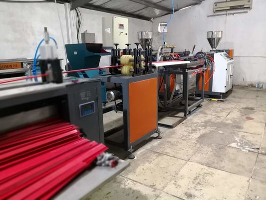 Machine à haute production 380V d'extrusion de support de prix à payer de bande de données de PVC
