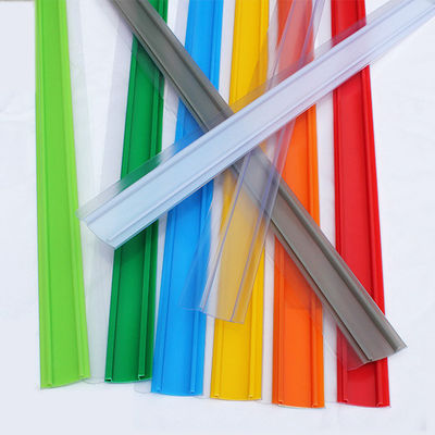 La poly ligne transparente données d'extrusion de profil de PVC de chlorure de vinyle dépouille la ligne d'extrusion